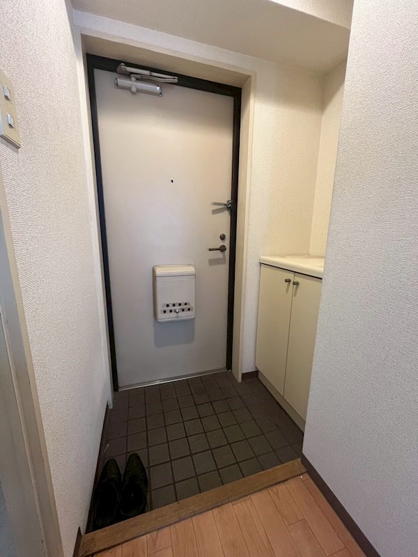 ライオンズマンションヨコハマ戸部 玄関