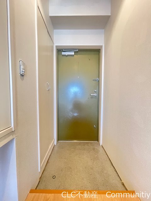 ライヴス行徳 玄関