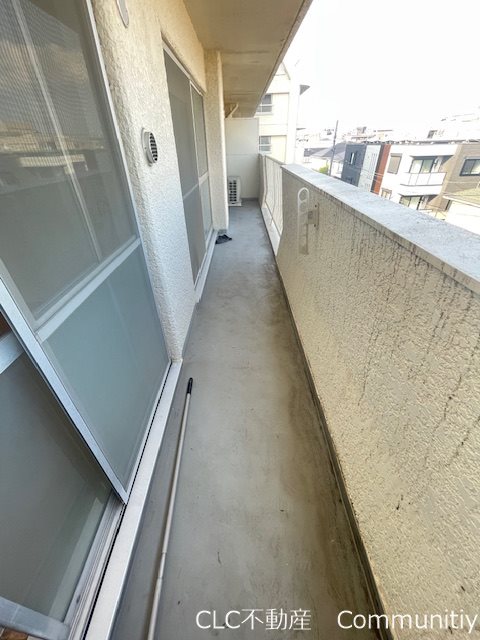 ライヴス行徳 ベランダ