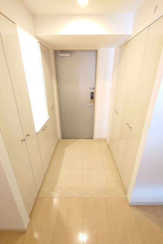 パシフィックロイヤルコートみなとみらいアーバンタワー 玄関