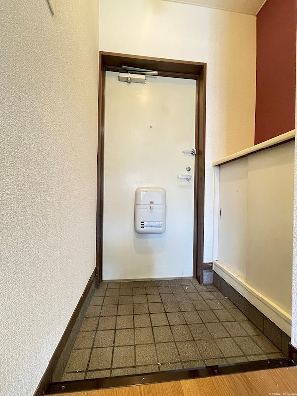 新潮通り一番館 玄関