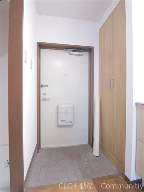 新潮通り一番館  玄関