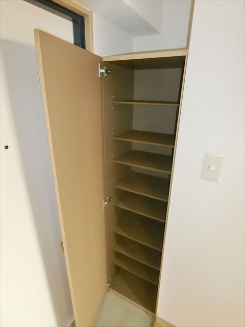 その他11