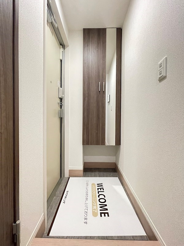 ディーソラーナ 玄関