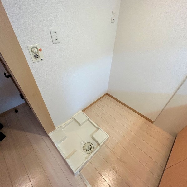 ワイズスクエア その他9