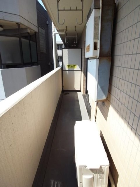横浜平沼ダイカンプラザ三号館 ベランダ