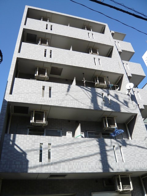 ラミアール・U 401号室 外観