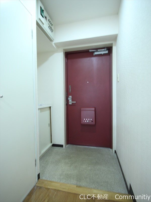 メゾンデザムルー前田  玄関