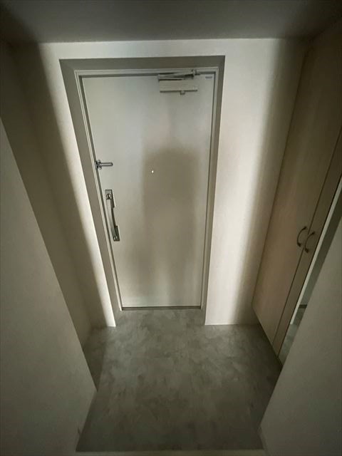 ペンテプラノ 玄関