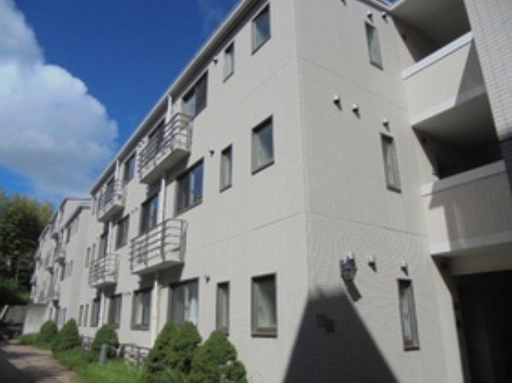 KENZO　HAUS　yokodai 外観