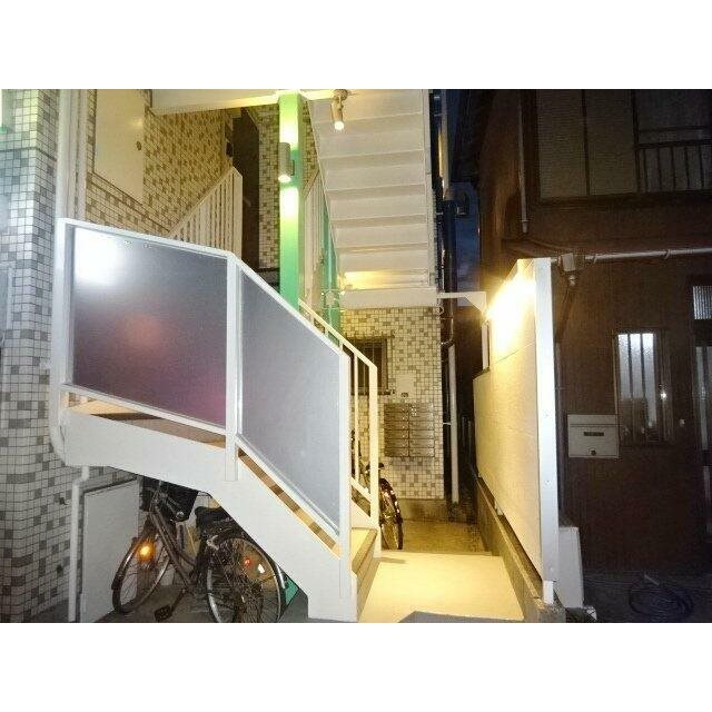 神奈川県横浜市金沢区洲崎町 エントランス