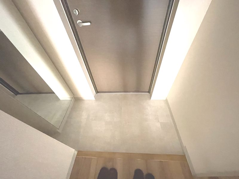 LOC&amp;rsquo;S　YOKOHAMA 玄関