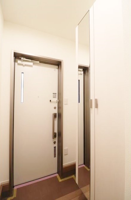 Vent　Vert　横浜富岡(ヴァン・ヴェール) 玄関