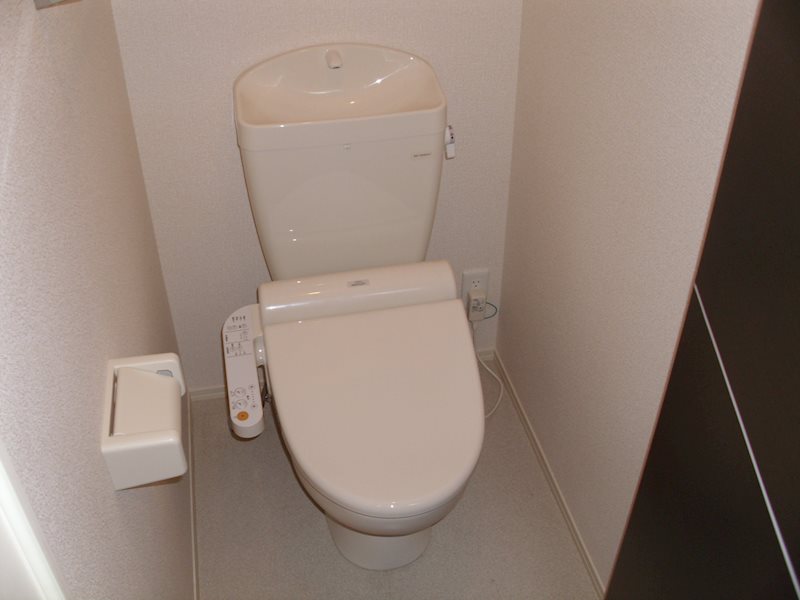 神奈川県横浜市金沢区釜利谷南２丁目 トイレ