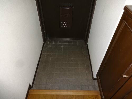 ネオマイム磯子 玄関