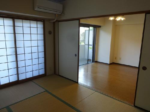 ネオマイム磯子 ベッドルーム