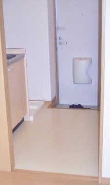 ハイツ荒澤 玄関