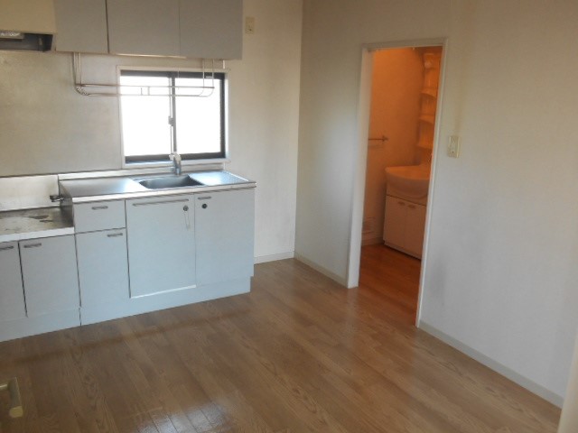 ヒルトップ金沢文庫Ⅱ リビング