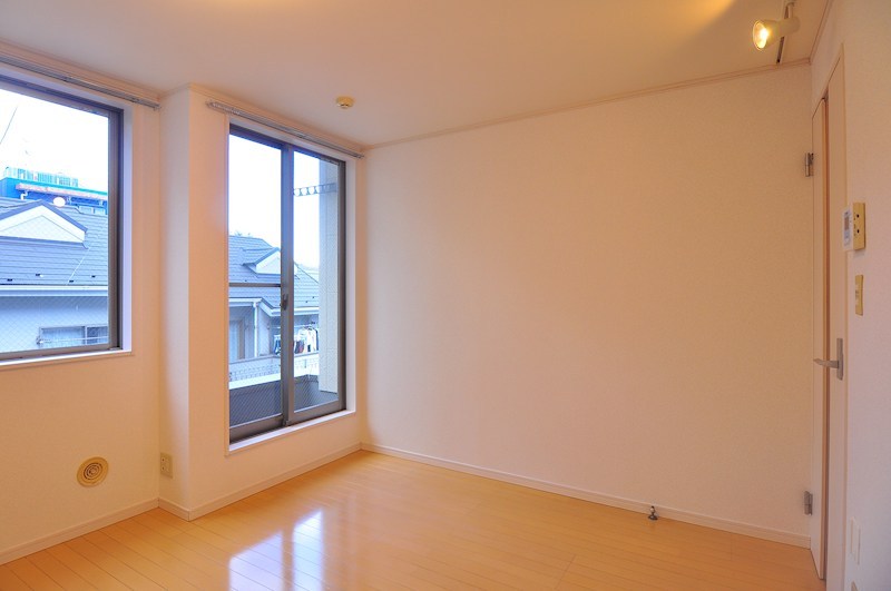 ピュア・スプリング杉田Ⅱ ベッドルーム