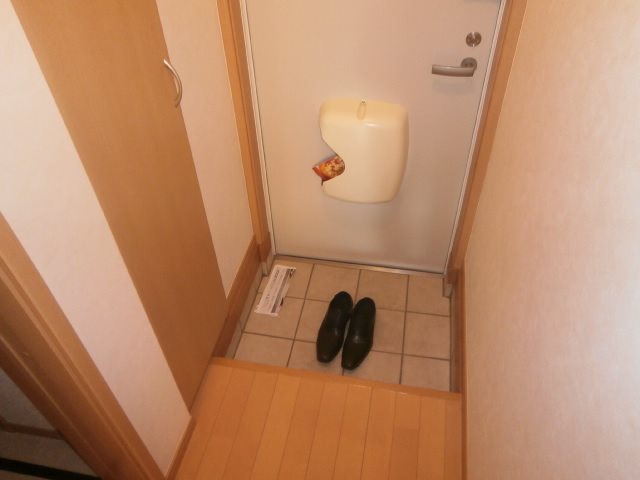 プレーンS金沢八景 玄関