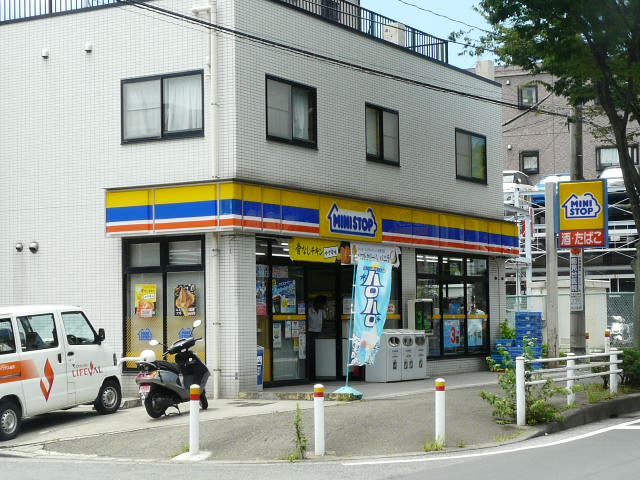 ベイルーム釜利谷 周辺画像2