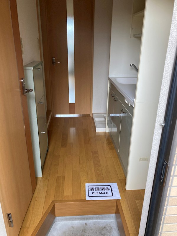 メゾン・ド・マキ 玄関