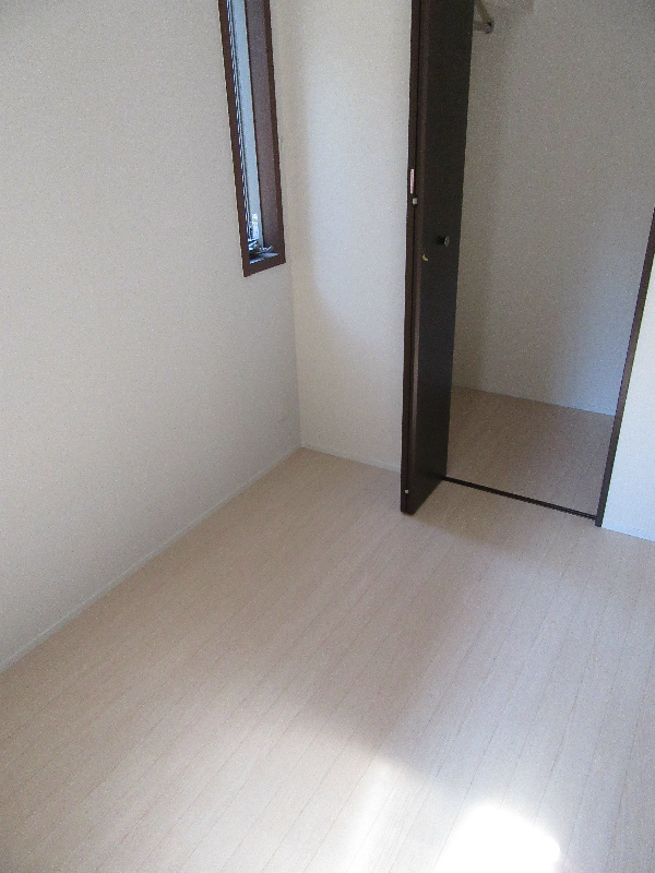 ラシーネ磯子  ベッドルーム