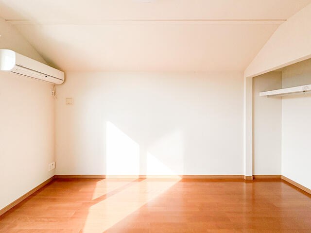 ラ・ヴィール杉田 ベッドルーム