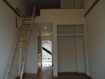 ラ・ヴィール杉田 リビング