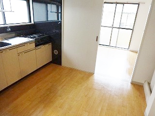 日宝コートヒルズ洋光台 リビング