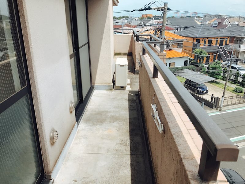 日宝コート金沢文庫 ベランダ