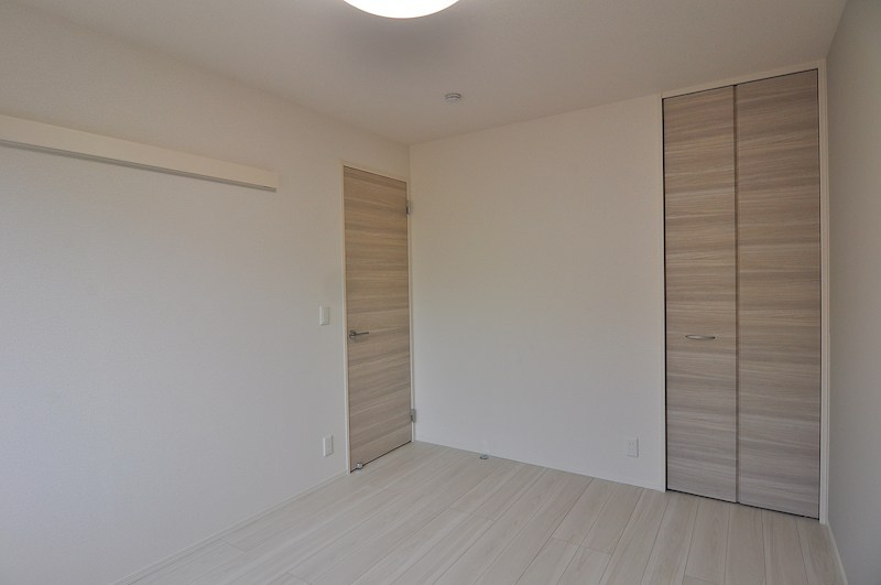 D Paina Hino ベッドルーム