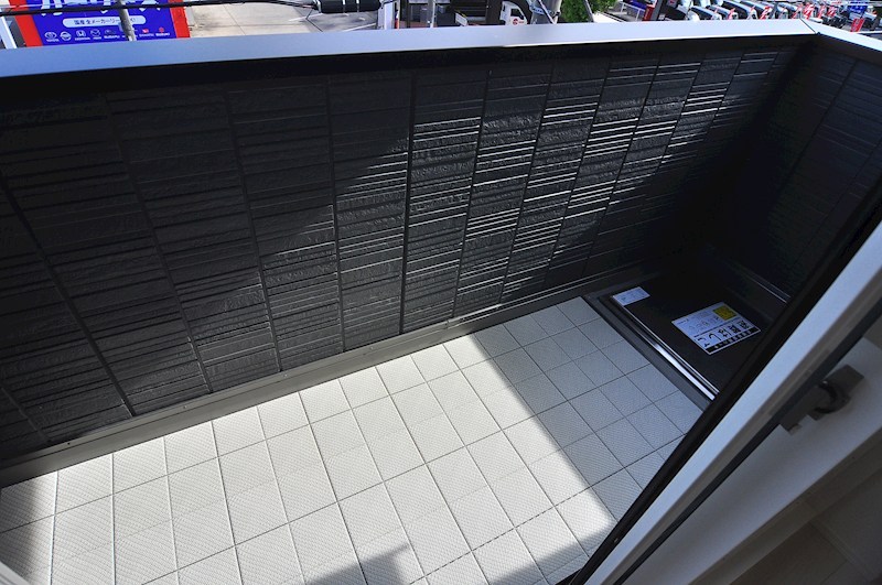 D Paina Hino ベランダ