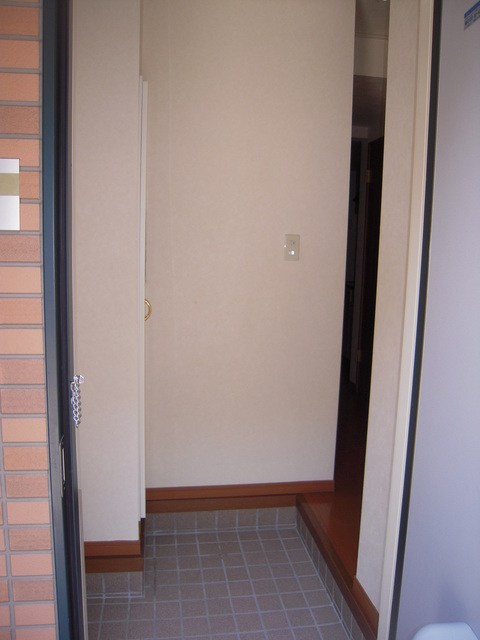 エストプレミール 玄関