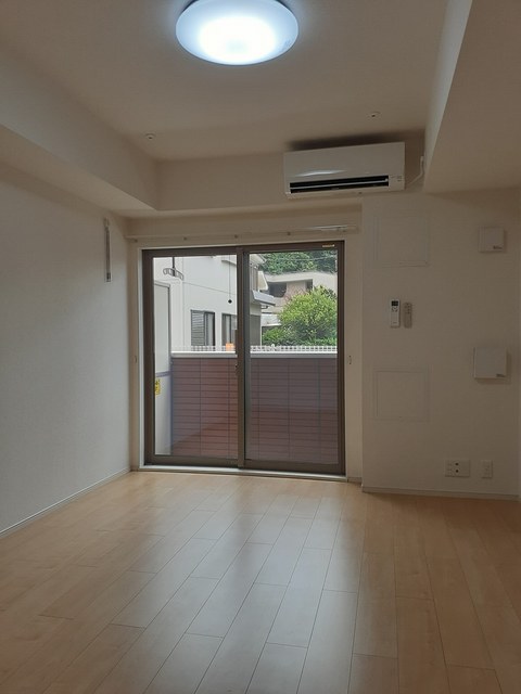 ＣｏｍｆｏｒｔＢｒｏｏｋ　逗子 リビング