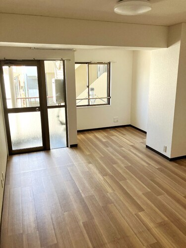メゾーネ山下町 ベッドルーム