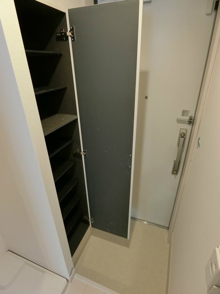 リブリ・グランパル川崎 玄関