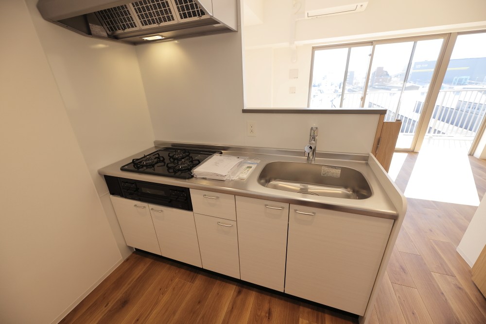 リーラ横浜川和町 キッチン
