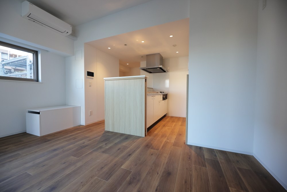 リーラ横浜川和町 リビング