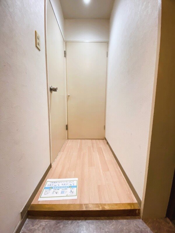 フラッツ宝 玄関