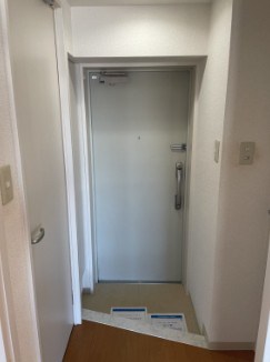 ビエンツ杉田 玄関