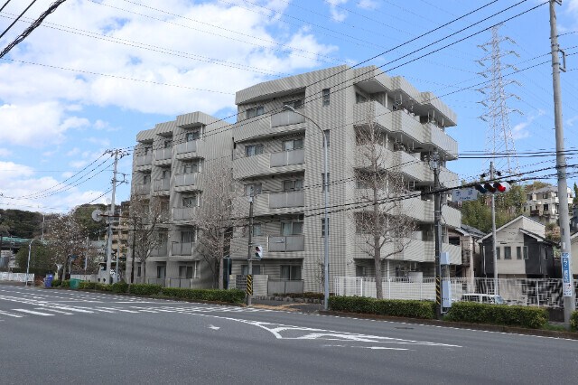 ヴァンベール本郷台 外観