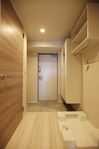 ロイジェント山王 玄関