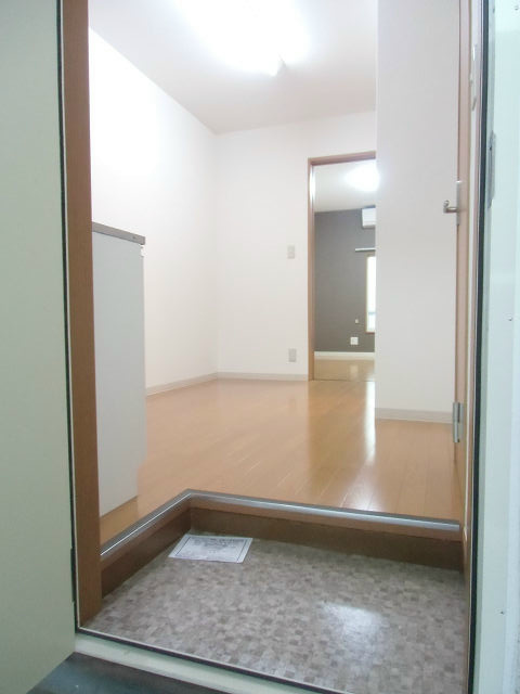 ユニオンハイツ鹿島田 A棟1部屋 玄関
