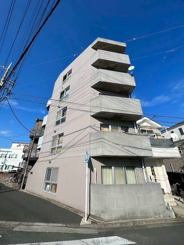 アクセスマスダ 201号室 外観