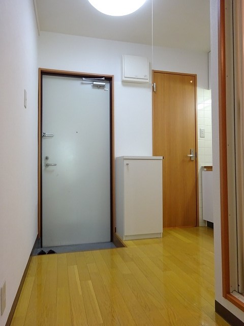 第４アサヒハイツ   玄関