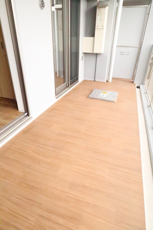 リーラ横浜川和町 ベランダ