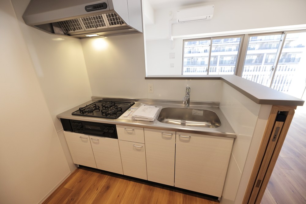 リーラ横浜川和町 キッチン