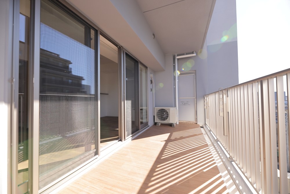 リーラ横浜川和町 ベランダ