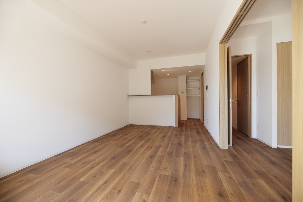 リーラ横浜川和町 リビング